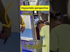 Non ci sono più folle, giradischi per bambini nelle mattine di scuola